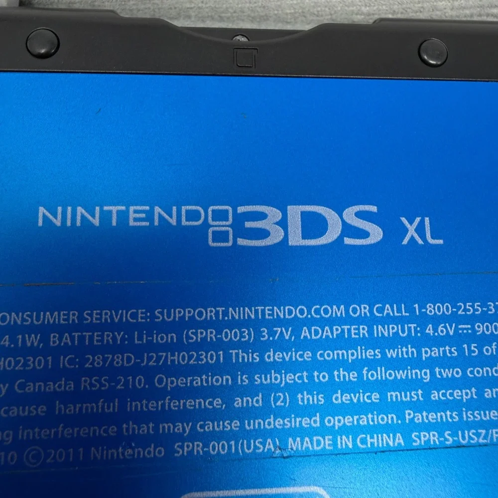 Nintendo 3DS XL Blue Black Handheld Console SPR-001 Bundle Case Charger 4GB SD
